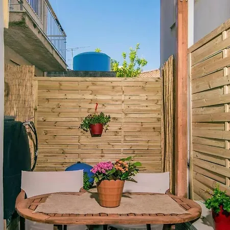 Flower Of The East House/aprtm Apartment
